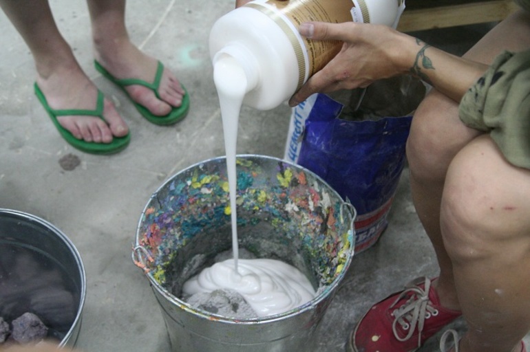 Colle PVA pour mortier de gypse