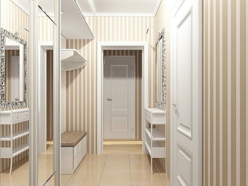 Petit couloir avec un long couloir