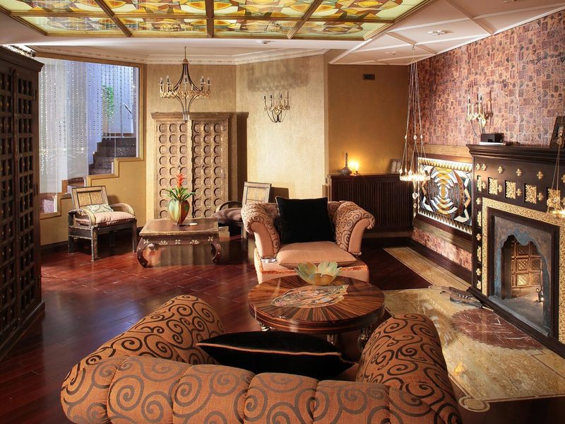 Couleur marron à l'intérieur de la salle