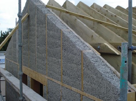 Isolation thermique du fronton Isolation thermique du fronton