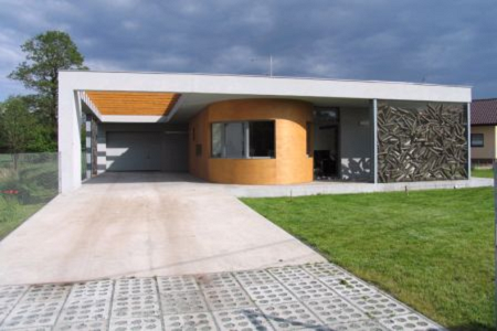 Maison en pente Maison en pente