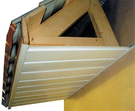 Surplomb d'un toit - photo Surplomb d'un toit - photo