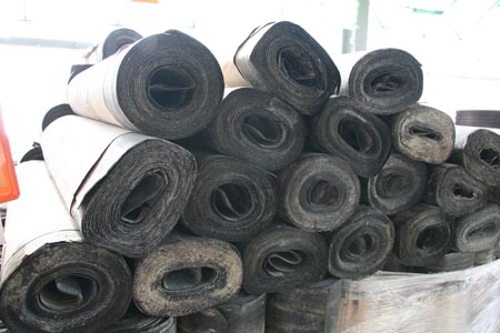 Matériaux bitumineux pour toiture Matériaux bitumineux pour toiture