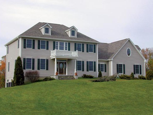 Vue générale du toit en croupe Vue générale du toit en croupe