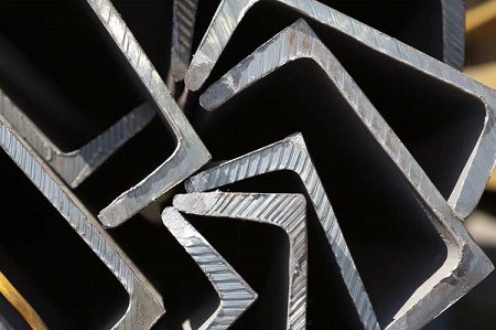 Canaux en acier Canaux en acier