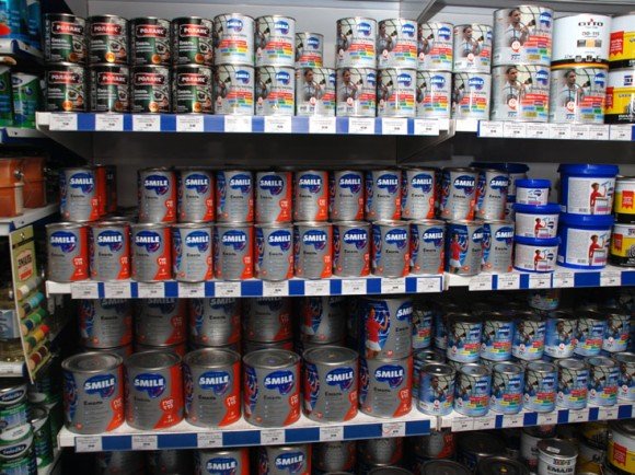 Assortiment de peinture de toit galvanisé
