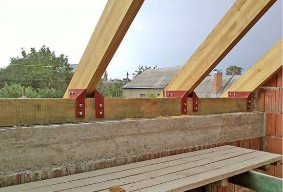 Fixation des jambes de chevron