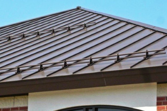 Rétention de neige tubulaire sur le toit