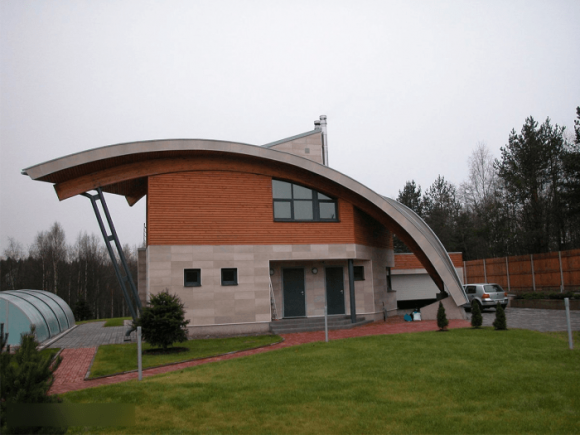 Maison au toit insolite