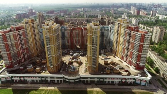 LCD London Park à Saint-Pétersbourg