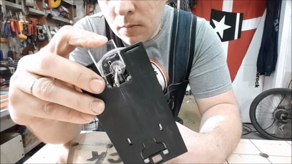 Scier avec une scie sauteuse sans copeaux