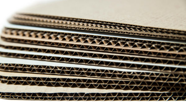 Isolation cellulaire (souvent appelée carton ondulé)