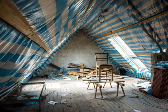 comment isoler le grenier de l'intérieur