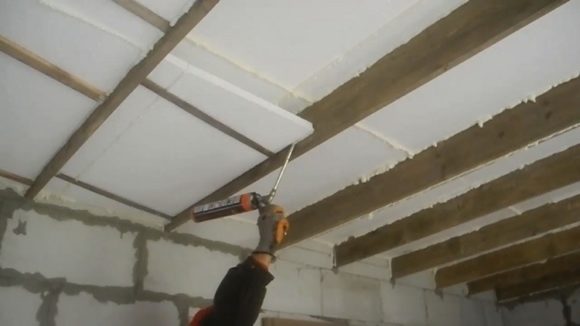 isolation du plafond