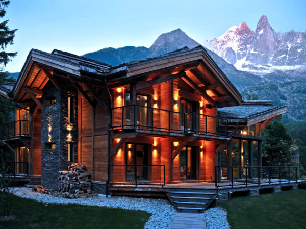 Maison de style chalet