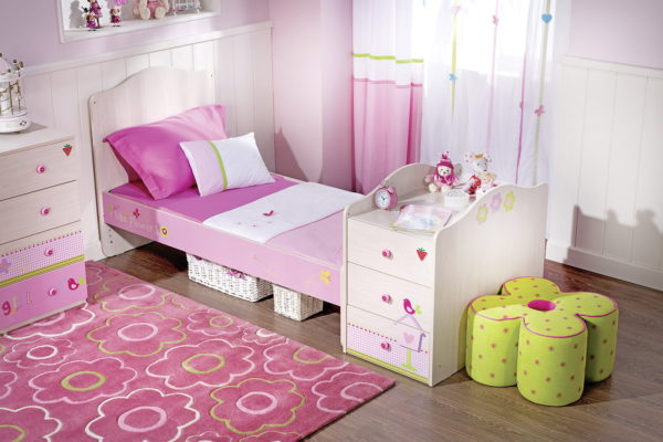 Chambre d'enfant en rose