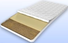 Dois-je acheter des matelas en latex artificiel?